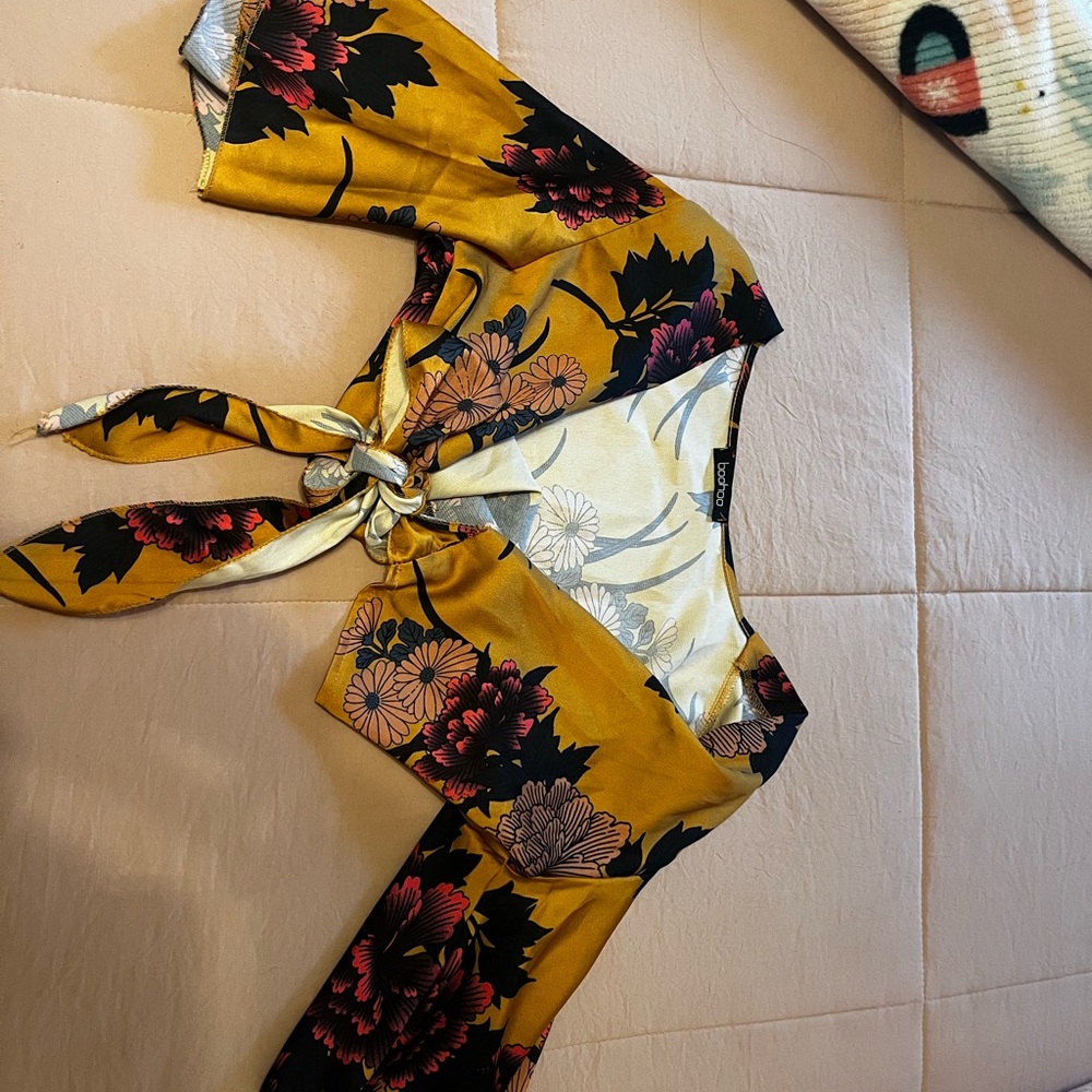 Angel Sleeve Satin Tie Front Crop Blouse